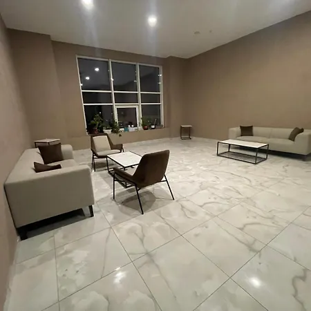 Sky Lux Point Apartment
